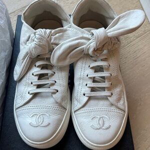 Chanel white patent leather sneakers shoes w Bows. Semi high tops authentic